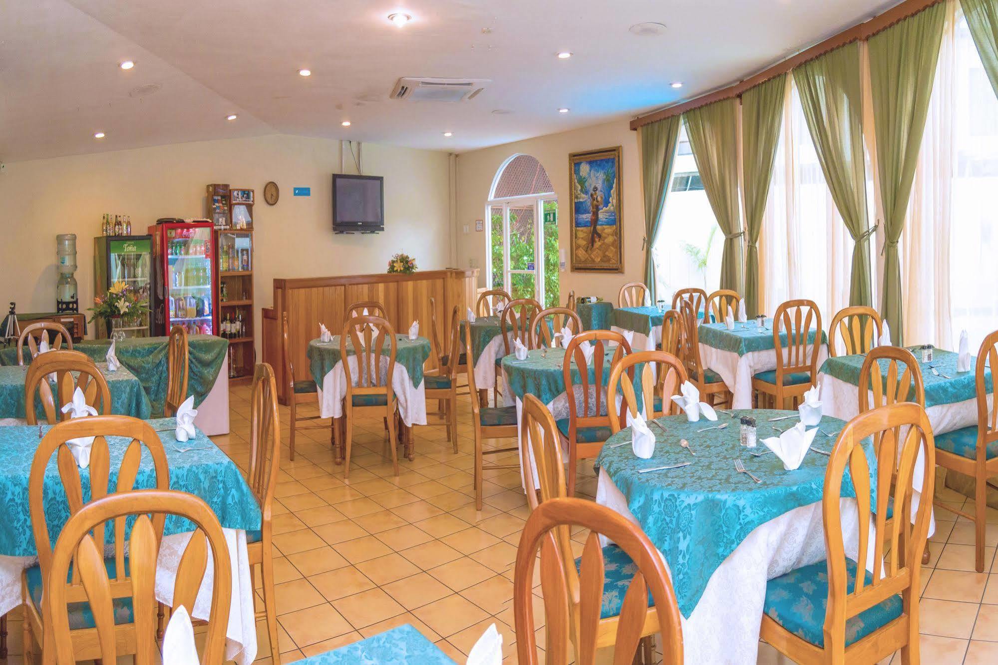 Hotel Mansion Teodolinda Манагуа Екстер'єр фото