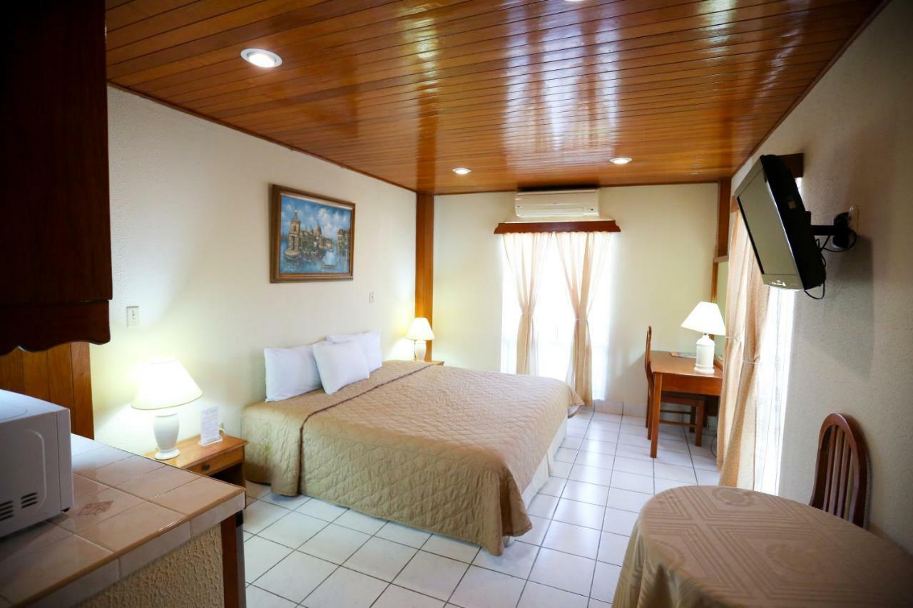 Hotel Mansion Teodolinda Манагуа Екстер'єр фото