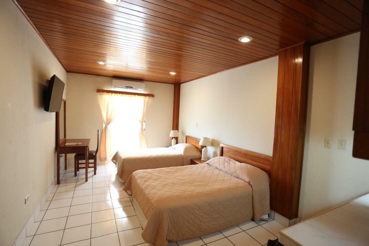 Hotel Mansion Teodolinda Манагуа Екстер'єр фото